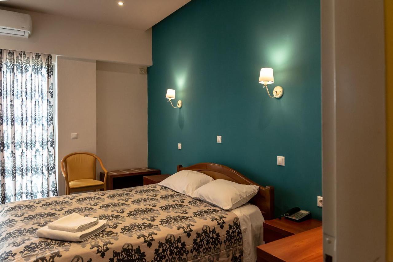 איגיו Telis Hotel מראה חיצוני תמונה