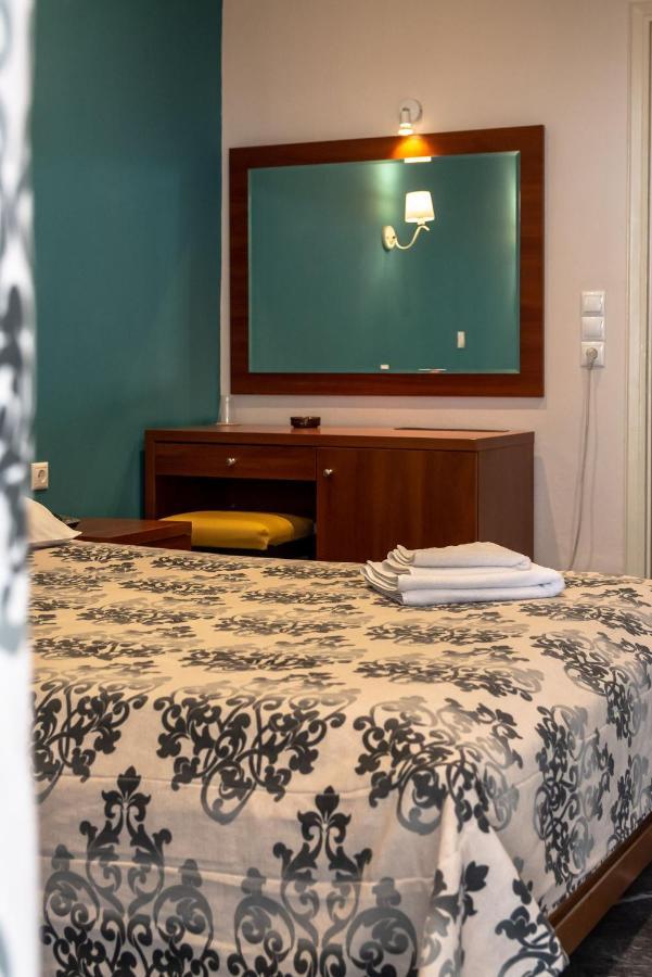 איגיו Telis Hotel מראה חיצוני תמונה
