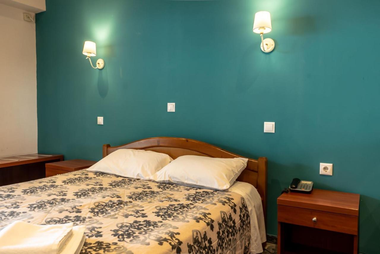 איגיו Telis Hotel מראה חיצוני תמונה
